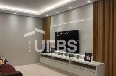 casa a venda no Jardim Atlantico - 03 quartos sendo 01 suíte 3 vagas de garagens, próximo ao parque cascavel