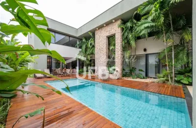 Casa em condomínio fechado com 4 quartos à venda na Avenida Diógenes Dolival Sampaio, Jardins Milão, Goiânia