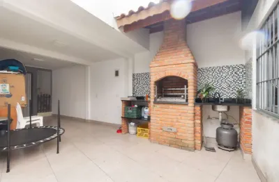 Casa para venda em Parque São Domingos com 3 quartos, sendo 3 suítes , 153m²