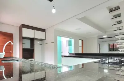 Sobrado para venda em Parque São Vicente com 3 quartos, sendo 3 suítes , 160m²