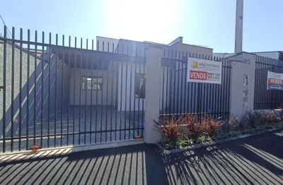 Casa com 3 quartos à venda na rua desembargador james portugal macedo, 492, colônia rio grande, são josé dos pinhais por r$ 415.000