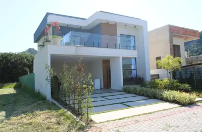 Excelente casa no condomínio terras alphaville maricá !!!