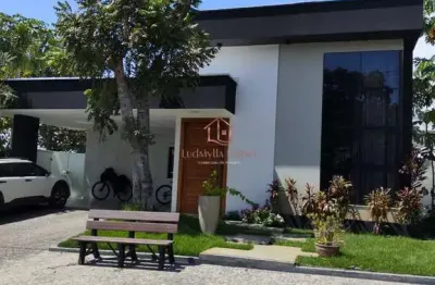 Casa térrea com suíte, piscina aquecida e energia solar no mirante