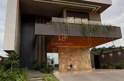 Sobrado de alto padrão no alphaville 2 – sofisticação e vista para o lago