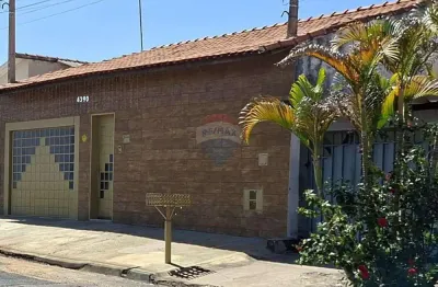 Casa com 3 quartos à venda no Jardim Paineiras, Franca 
