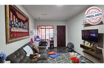 Casa com 2 quartos à venda na Avenida César Martins Pirajá, 1073, Jardim Aeroporto III, Franca