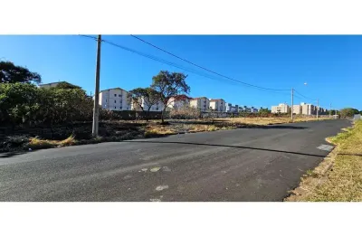 Terreno à venda com 201 m² na chácara são paulo em franca/sp