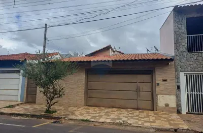 Casa à venda 217,79m² com 3 quartos no bairro são joaquim em franca/sp