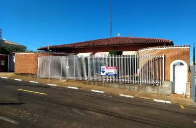Casa a venda com 480 m², sendo 4 dormitórios, no bairro são josé, franca sp