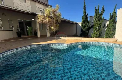 Casa com piscina e área de churrasco, 3 quartos, 3 closet, bairro sto agostinho, franca - sp