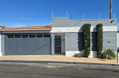 Excelente casa em ótima localização, no jardim noemia, ótimo preço!'