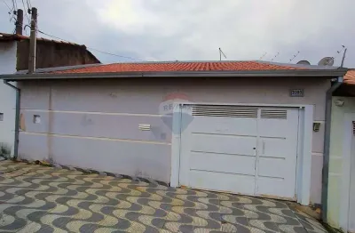 Casa á venda de 119,5m² com 2 dormitórios no jardim pinheiros