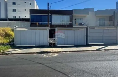 Apartamento térreo a venda, 87,m², 2 quartos, 2 vagas, jd piratininga ii, franca-sp