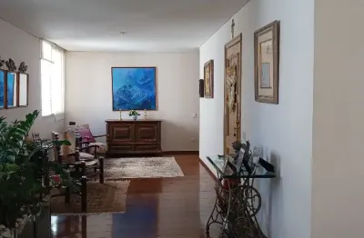 Apartamento, jardim paulista, rua tranquila e arborizada, 188 m2, 3 quartos, 2 vagas