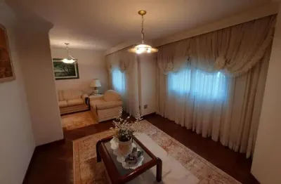 Excelente apartamento com 4 quartos e 4 vagas no centro de ponta grossa