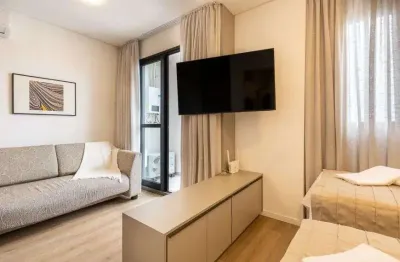 Studio mobiliado já rentabilizando short-stay no centro de curitiba