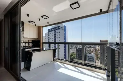 Elegante apartamento mobiliado com 3 suítes e 3 vagas no água verde