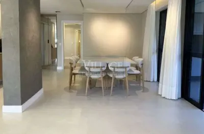 Excelente apartamento semimobiliado com 3 vagas no ecoville