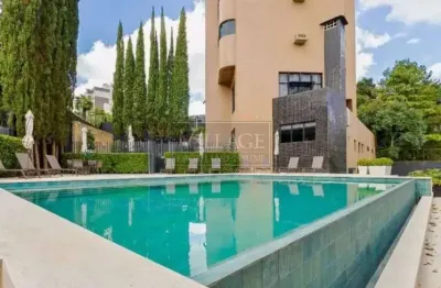 Excelente apartamento semimobiliado com 3 vagas no ecoville