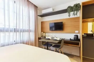 Studio totalmente mobiliado e decorado no centro de curitiba