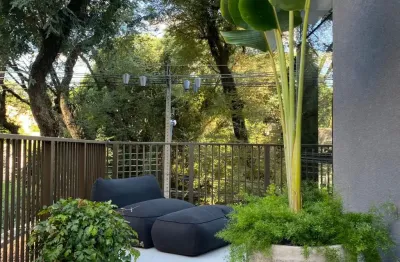 Garden com 3 suítes em condomínio alto padrão no bigorrilho