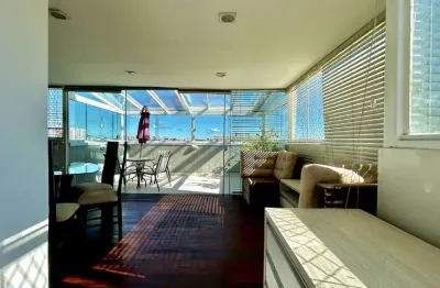 Cobertura mobiliada com 3 quartos e 2 vagas no bairro boa vista