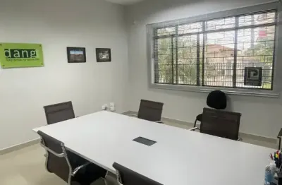Casa comercial para locação com 12 vagas no bigorrilho/merces