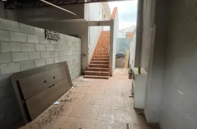 Casa com 2 quartos para alugar na Rua Jean Anastace Kovelis, Ipês (Polvilho), Cajamar