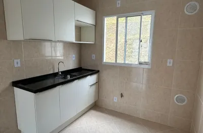 2 quartos, condomínio fechado, piscina e garagem em itinga - araquari