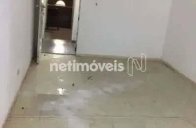 Sala comercial para alugar na Rua Bélgica, Glória, Contagem