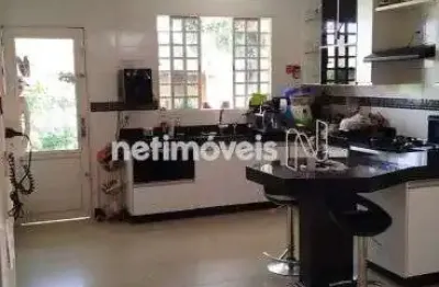 Casa com 4 quartos à venda na Rua Domingos José Belém, Vila Belém, Contagem