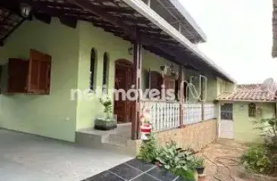 Casa com 4 quartos à venda na Rua Carlos Alberto, Rio Branco, Belo Horizonte