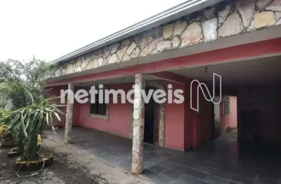 Casa com 3 quartos à venda na Rua Paraiba, Petrolândia, Contagem