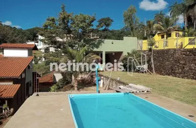Chácara / sítio com 4 quartos à venda na Alameda das Laranjeiras, Condomínio Estância San Remo, Contagem