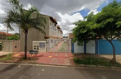 Flat com 2 quartos para alugar na Rua Carlos Magno, 316, Pioneiros, Campo Grande