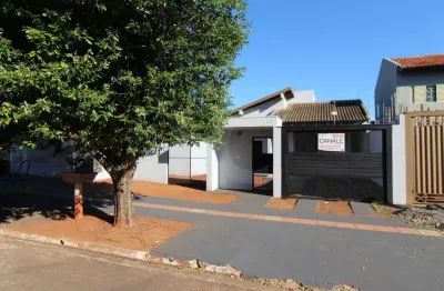 Casa com 2 quartos à venda na Avenida Marinês Souza Gomes, 390, Jardim Samambaia, Campo Grande