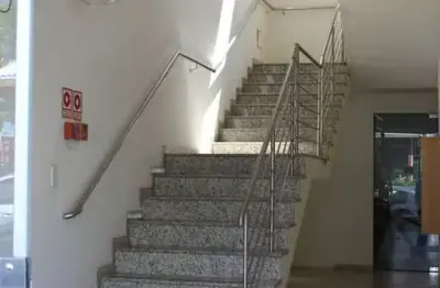 Casa comercial para alugar na Rua Roberto Perez Rodrigues, 220, Jardim dos Estados, Campo Grande