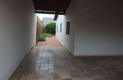 Casa com 1 quarto para alugar na Rua Domingos Tenuta, 395, Coophamat, Campo Grande