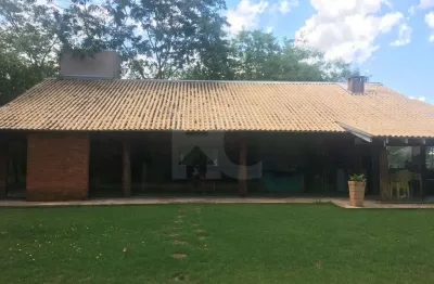 Casa com 2 quartos à venda no Centro, Bonito 