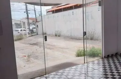 Casa comercial com 3 salas para alugar na Rua João Pedro de Souza, 777, Jardim Monte Líbano, Campo Grande