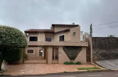 Casa com 4 quartos para alugar na Rua Pernambuco, 1669, Centro, Campo Grande