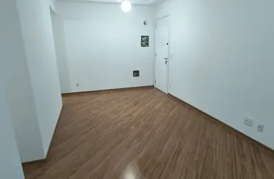 Apartamento com 3 quartos para alugar na Avenida Interlagos, 4455, Jardim Umuarama, São Paulo