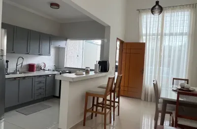 Casa com 3 quartos à venda na Rua José Otavio Mendes da Silva, 366, Jardim Oasis, Taubaté