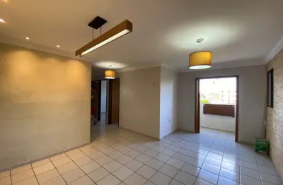 Alugo apartamento amplo no bairro jardim cidade universitária próximo a principal