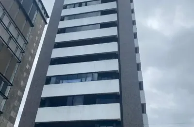Alugo amplo apartamento com 210m2 - com uma localização  excelente
