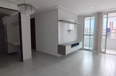 Alugo apartamento à poucos metros do mar com área de lazer completa