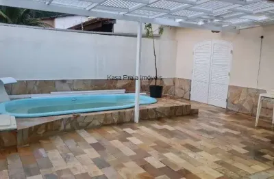 Casa com piscina para venda no jardim califórnia em caraguatatuba