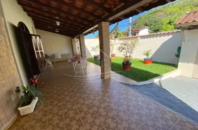 Casa com piscina para venda na martim de sá em caraguatatuba