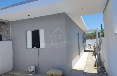 Casa 'a venda com 02 dormitórios, um banheiro, golfinho, caraguatatuba/sp