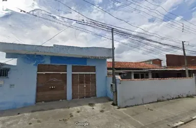 Oportunidade! casa independente com 2 suites e salão 'a venda